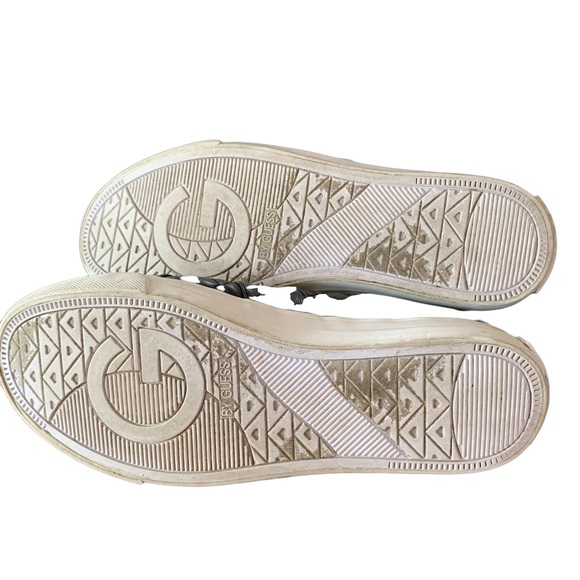 G by Guess Black Quilted Lace Up Sneakers with Gold Accents Size 8 - Picture 9 of 9